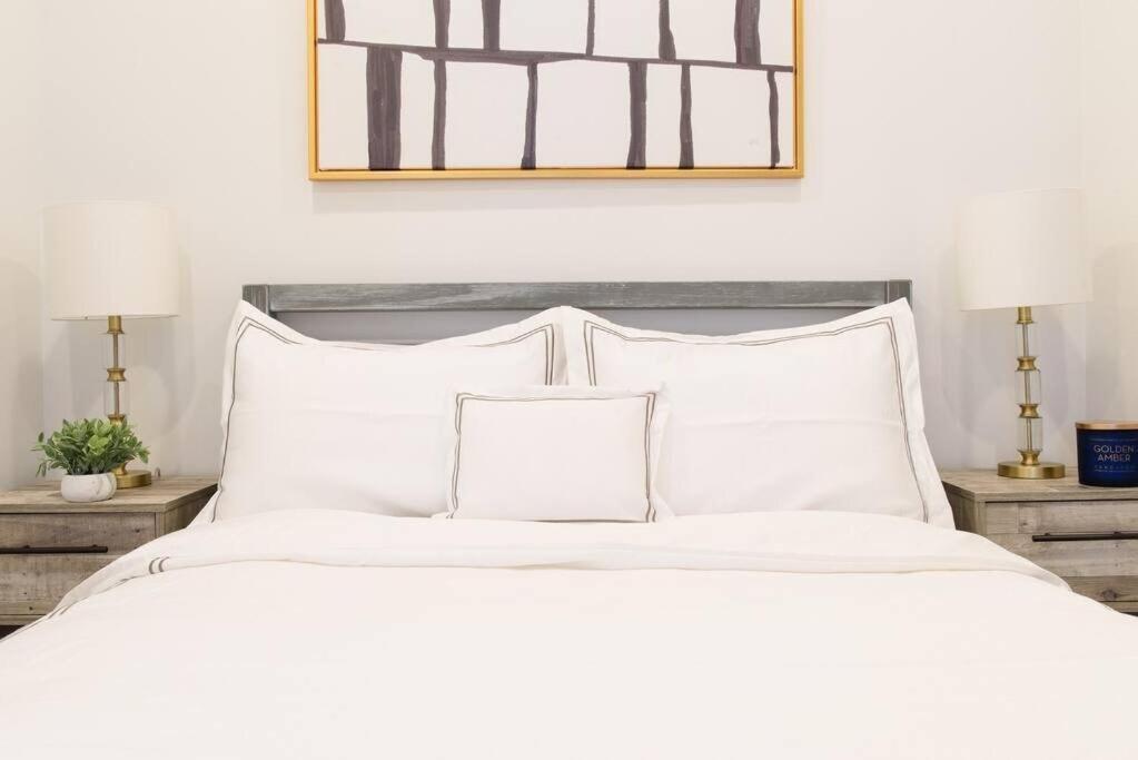 Apartment 69-4a Quality New Prime Lower East 1br *